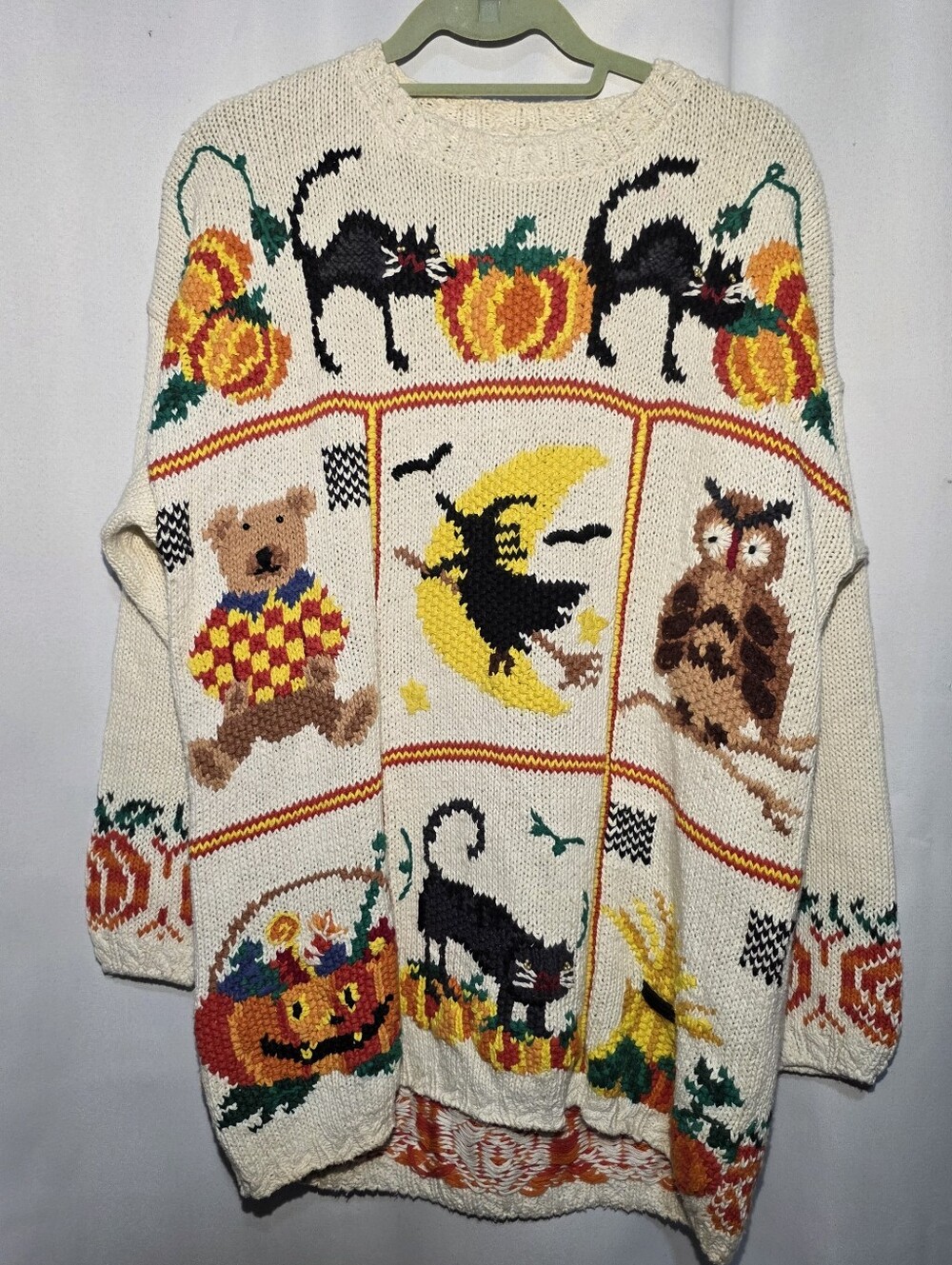 Vintage 90s Halloween Sweater XL Black Cats Pumpkins Witch Moon Owl Teddy Bear